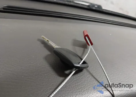 2010 Mercury Grand Marquis Ls (Fleet Only) из США, поврежденный, VIN 2MEBM7FV0AX633222